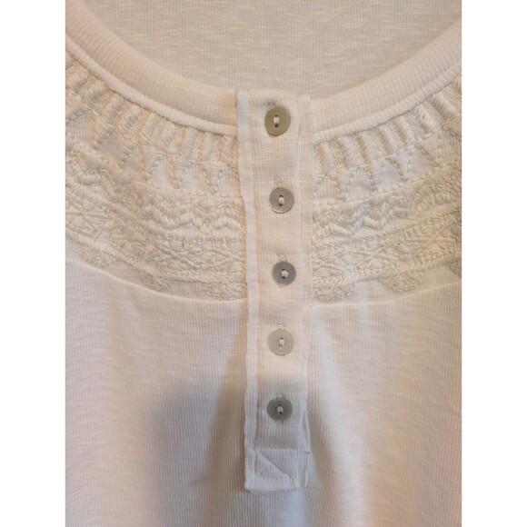 Lucky Brand Embroidered Henley Tee Shirt Womens XL Elena Gilbert Vampire Diaries - Picture 2 of 7